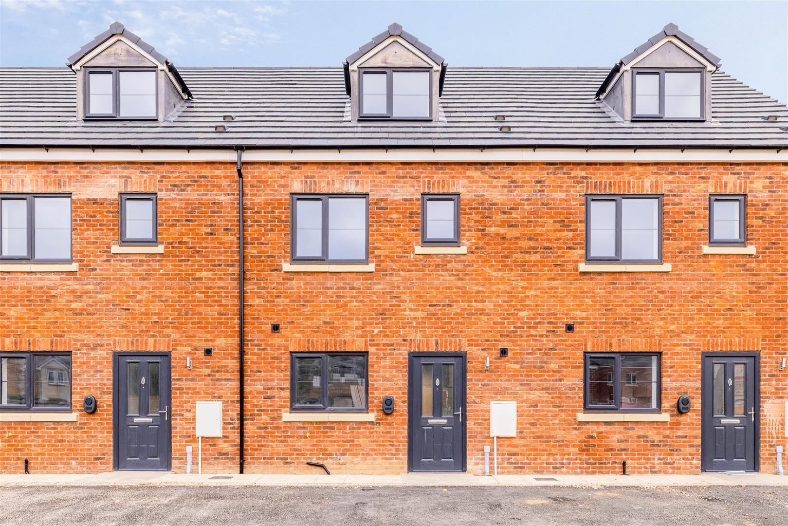 Magpie Close