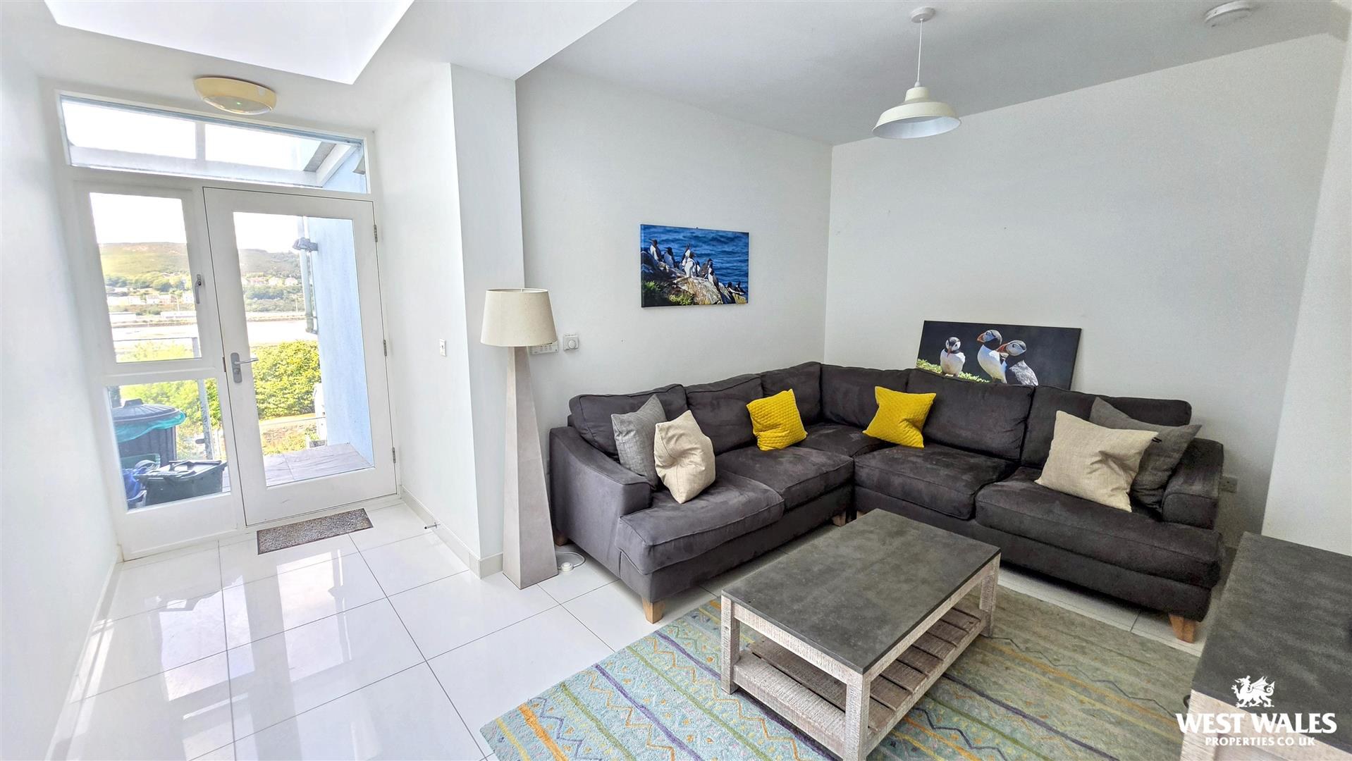 Windy Hall, Fishguard, photo 12