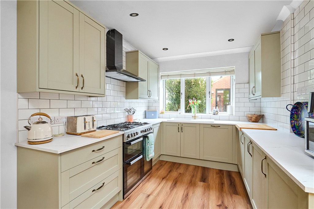 Dennistead Crescent, Leeds, West Yorkshire, LS6, photo 4