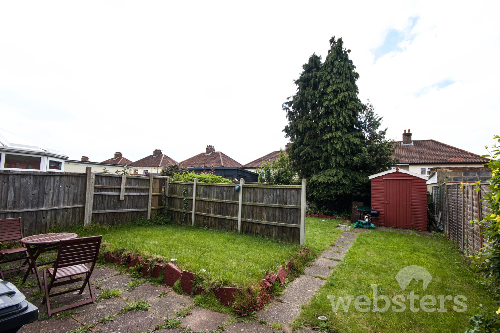 Meadowbrook Close