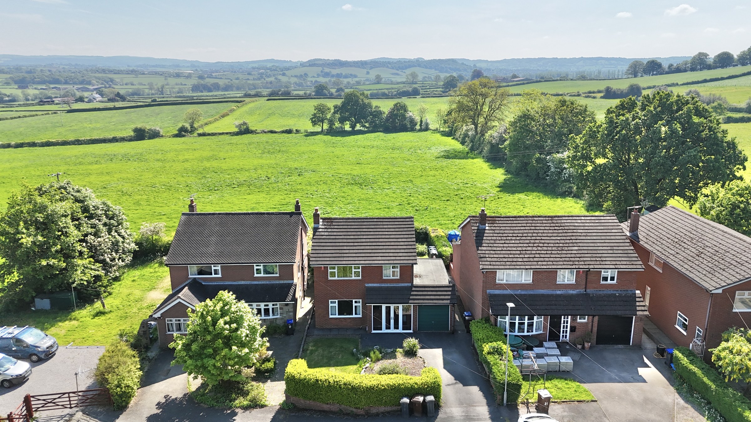 School Close, Dilhorne, ST10, photo 2