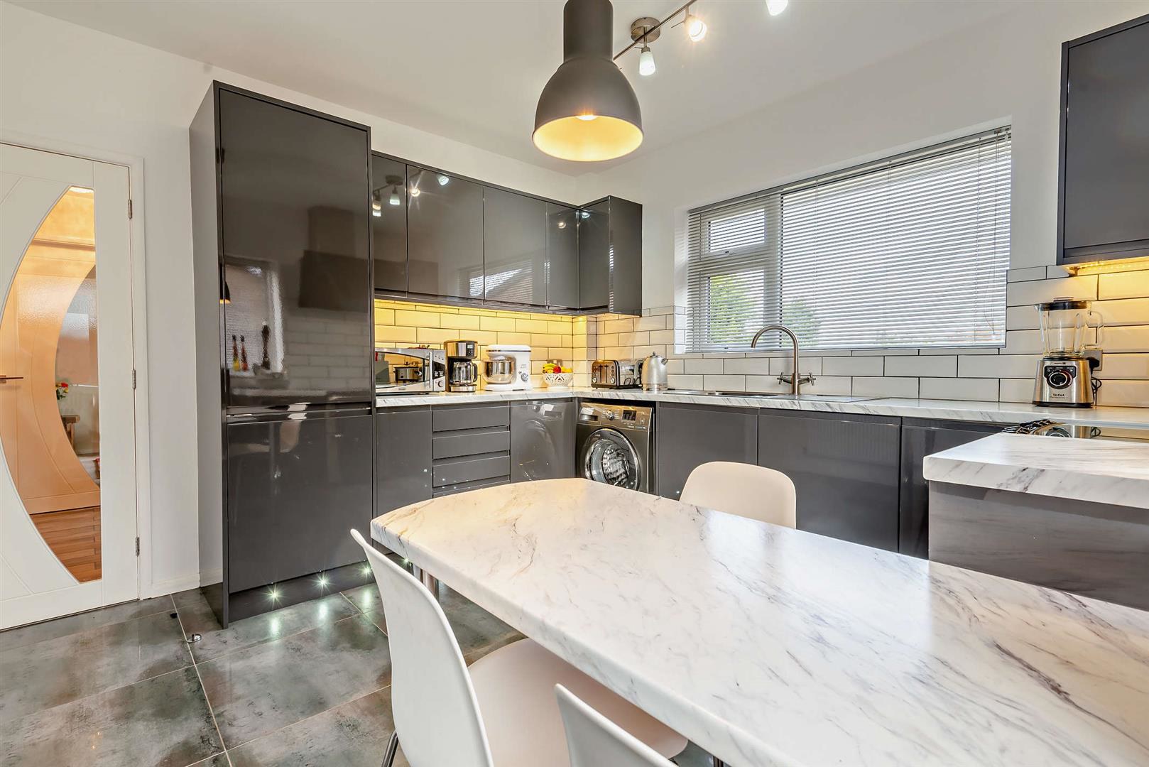 Nethermoor Road, New Tupton, Chesterfield, S42, photo 5