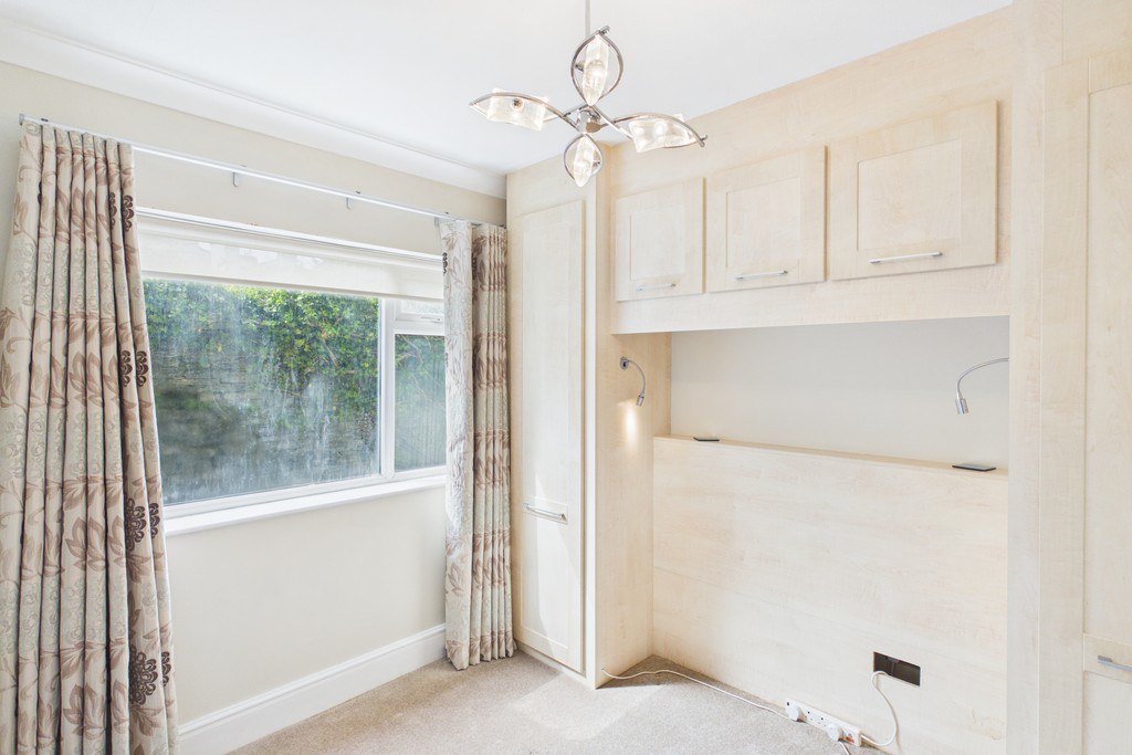 Priory Manor, Rayrigg Road, photo 10