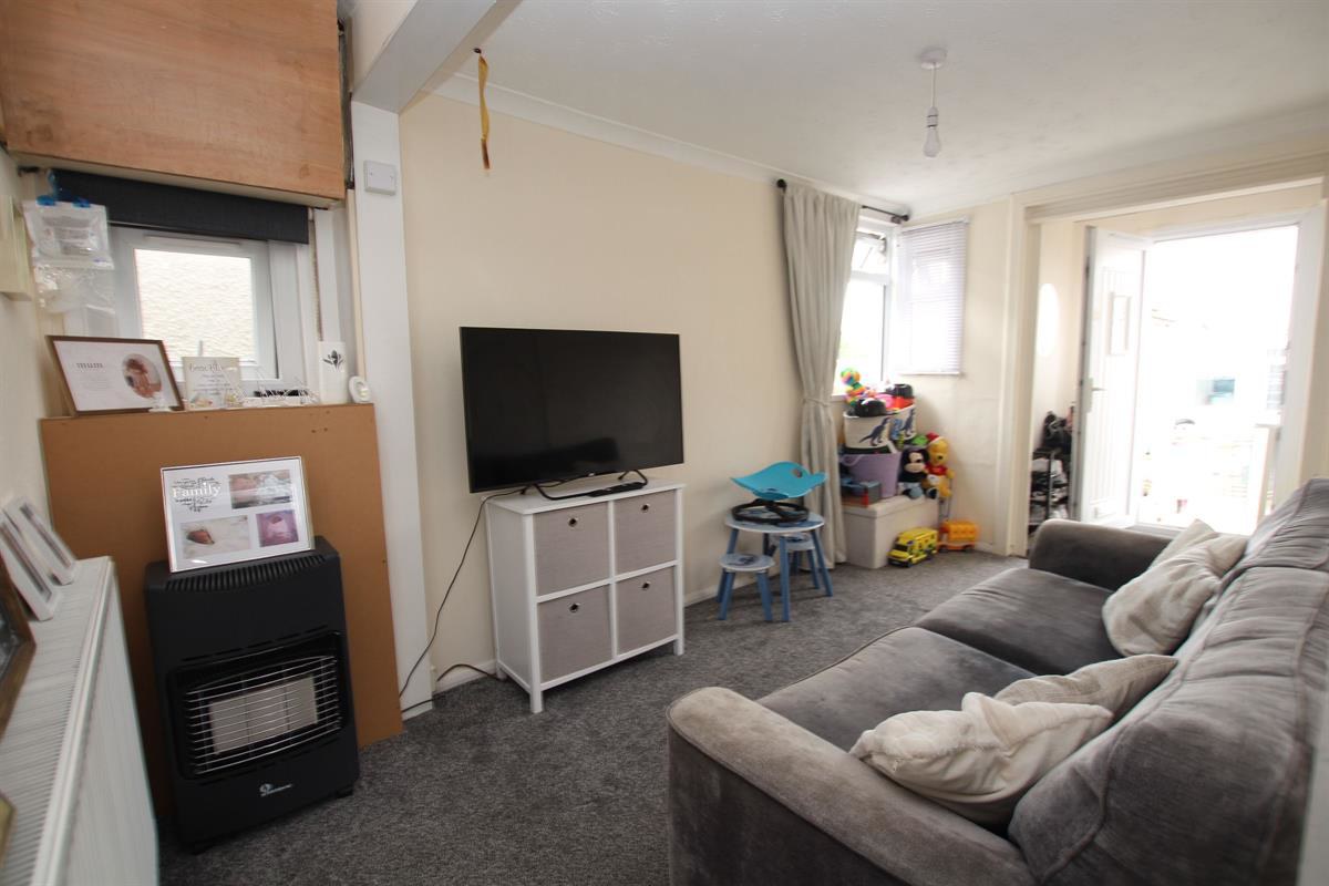 Riley Avenue, Jaywick, Clacton-on-Sea, photo 5