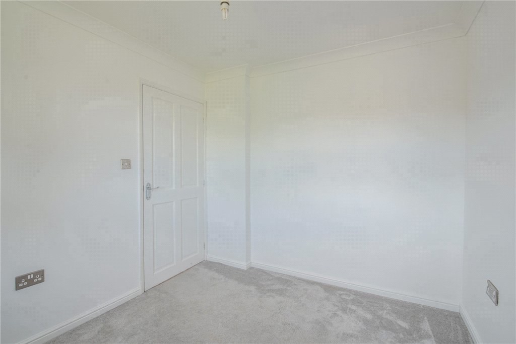 Hornbeam Close, Allerton, Bradford, West Yorkshire, BD15, photo 10