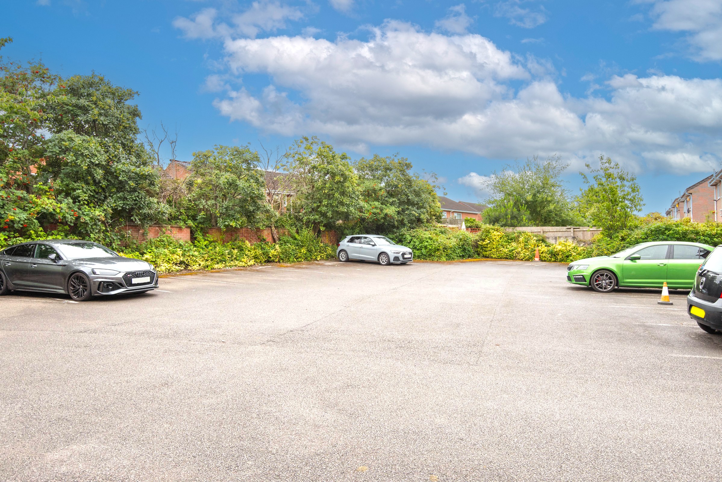 Waterloo Court, Lower Pilsley, S45, photo 11