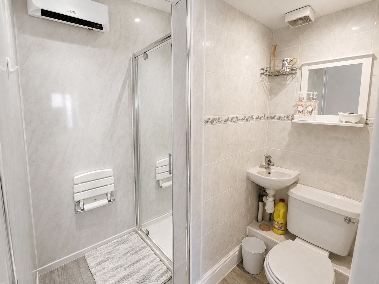 Granville Road, Hillingdon, Greater London, UB10, photo 5
