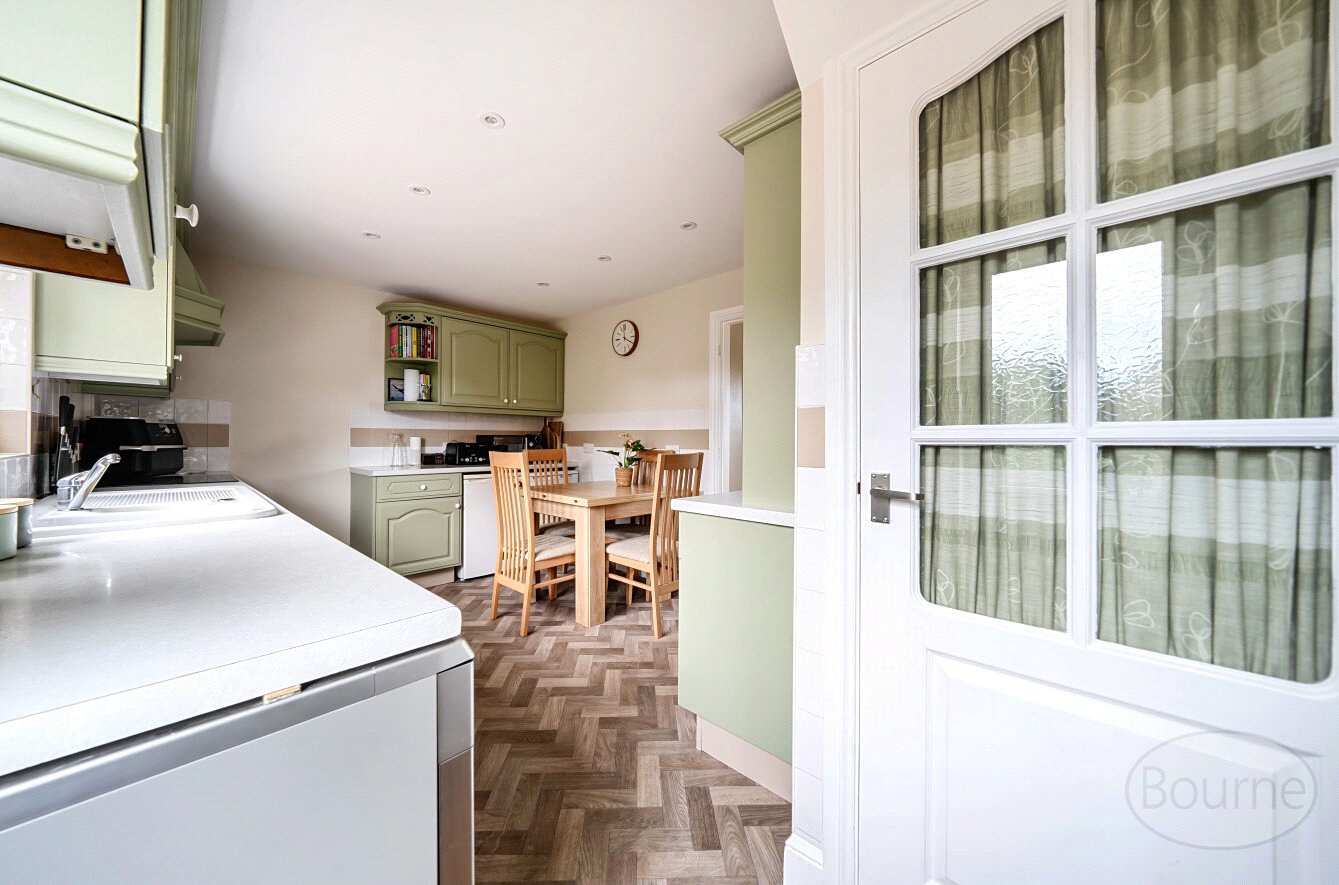 South Lane, Clanfield, Waterlooville, Hampshire, PO8, photo 22