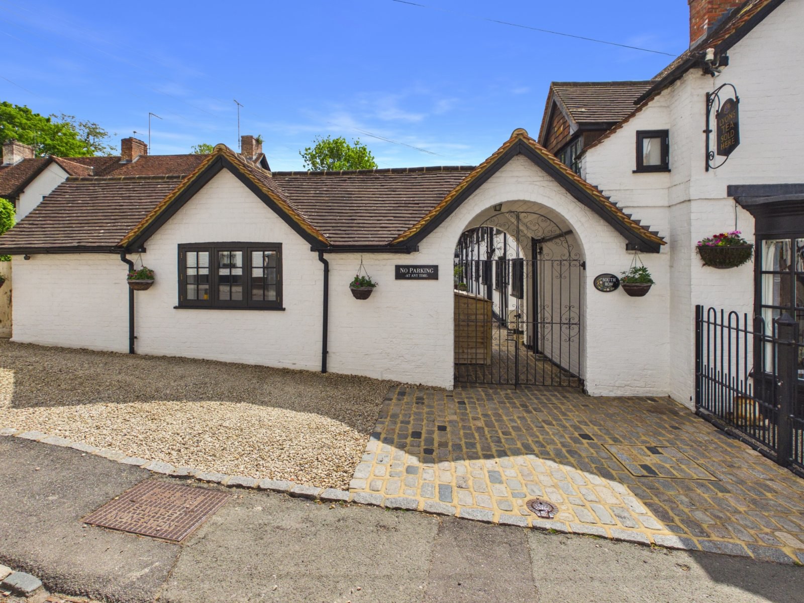South Row, Fulmer Road, Fulmer, Buckinghamshire, SL3, photo 18