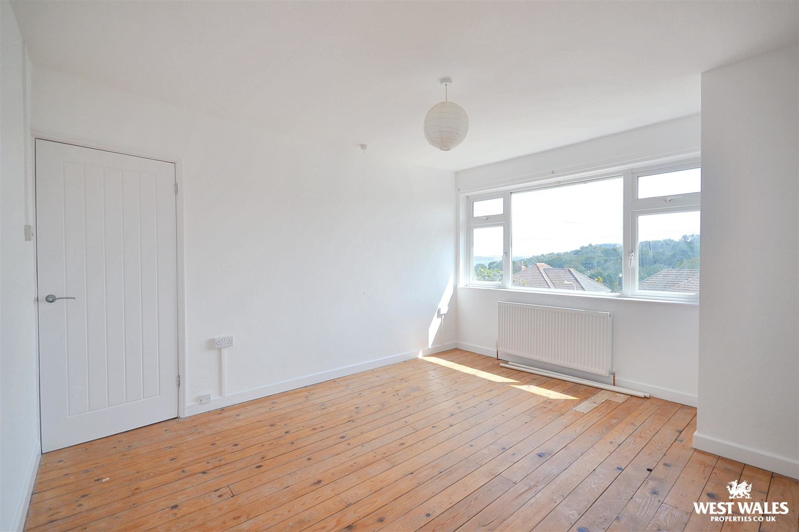Hillside Close, Goodwick, photo 12