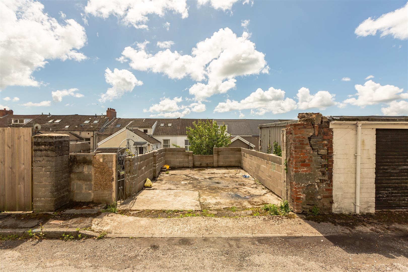Montpelier Terrace, Mount Pleasant, Swansea, photo 34