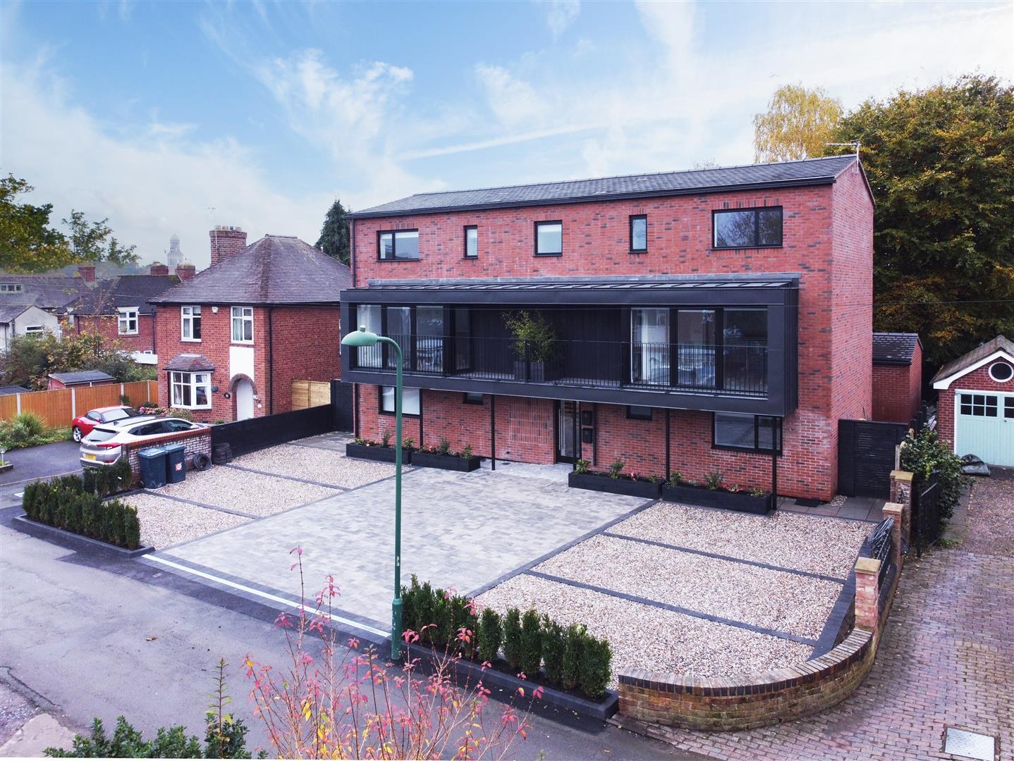 Hunters Court