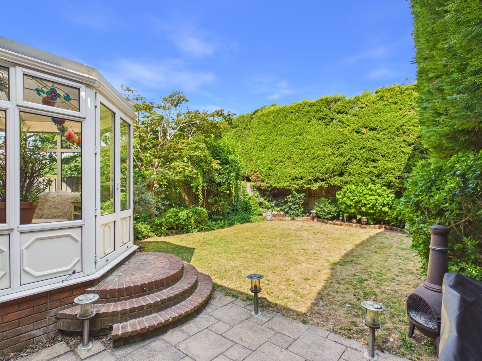 Blackett Close, Staines-upon-Thames, Surrey, TW18, photo 2