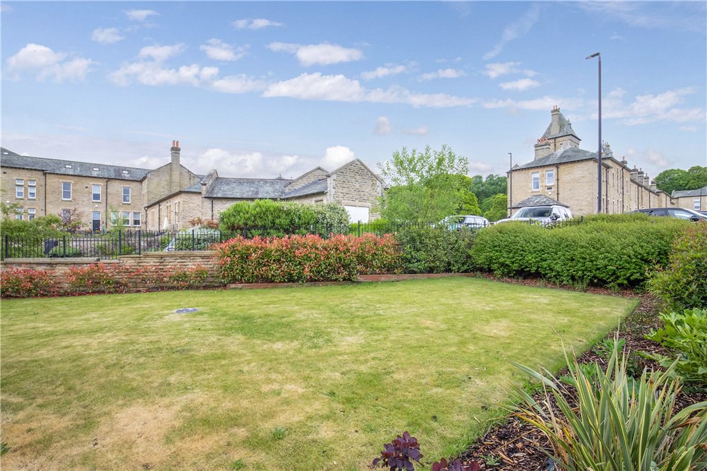 Norwood Drive, Menston, Ilkley, West Yorkshire, LS29, photo 15