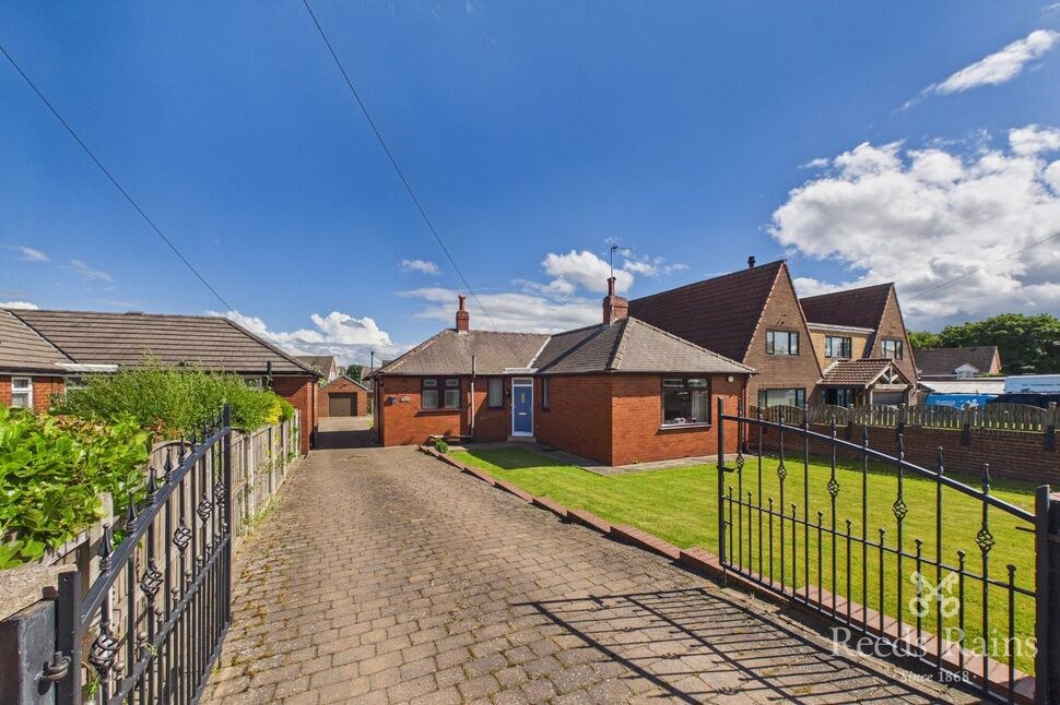Holywell Lane