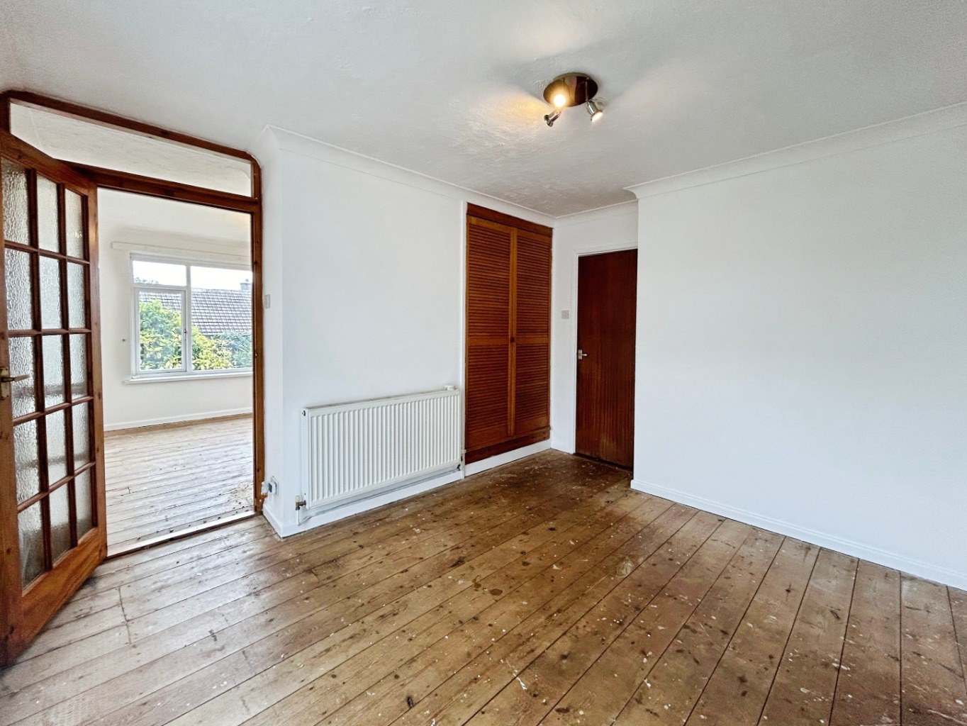 Hayle, Detached bungalow on large plot, photo 5