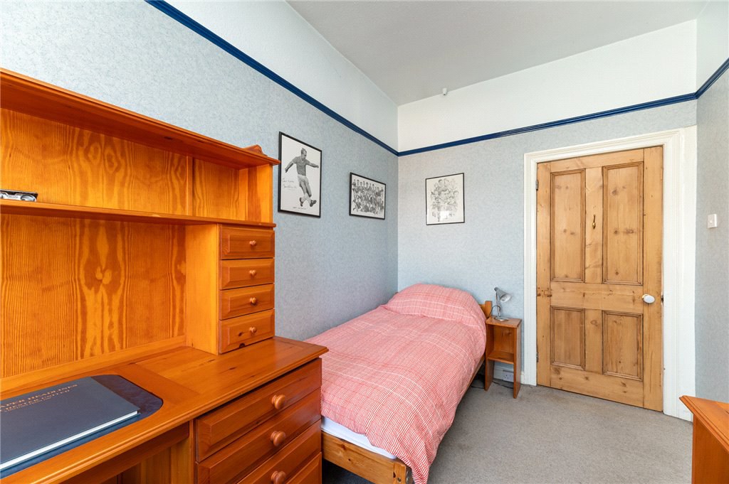 Goring Park Avenue, Ossett, West Yorkshire, WF5, photo 21