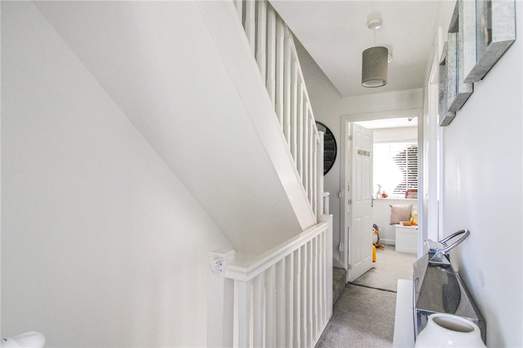 Little Cote View, Thackley, Bradford, West Yorkshire, BD10, photo 16