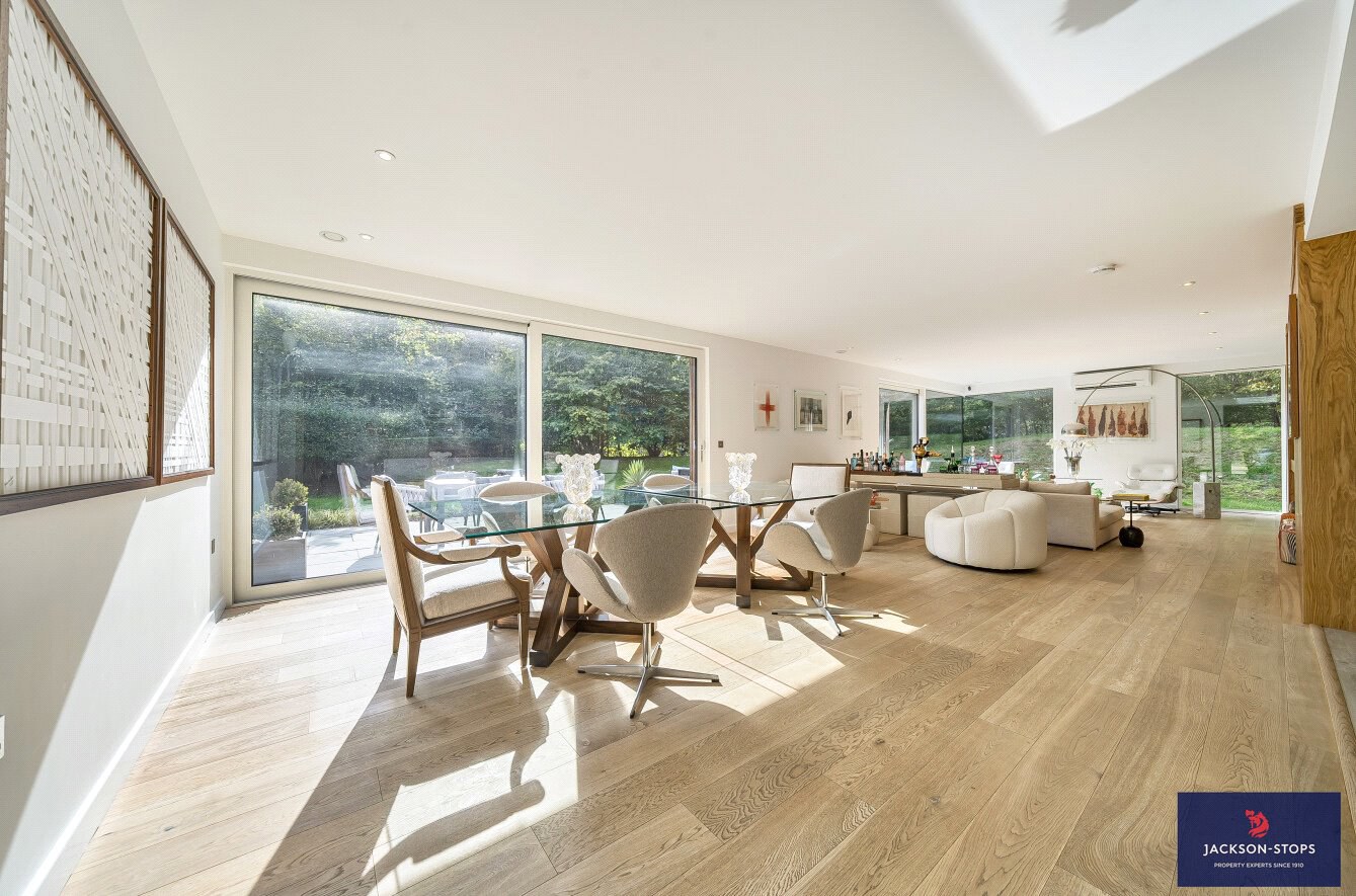 The Woods, Woburn Road, Heath & Reach, Bedfordshire, LU7, photo 2