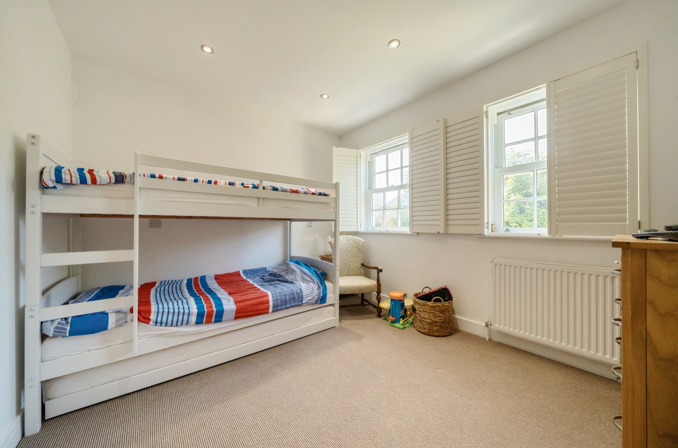 Brewery Road, Horsell, Woking, Surrey, GU21, photo 13