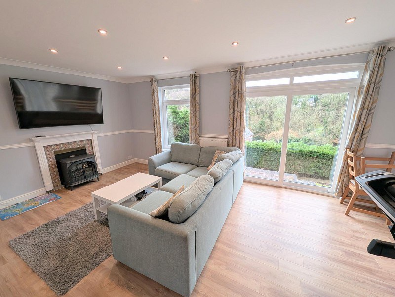 Heol Maes Pica, Lower Cwmtwrch, Swansea., photo 8