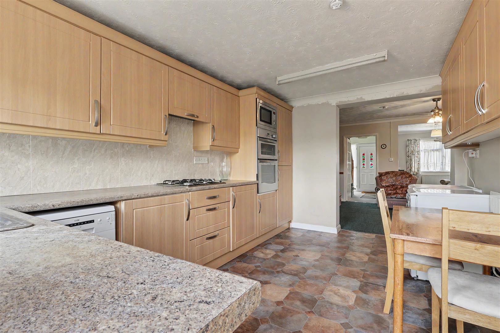 St. Johns Road, Ely, photo 3