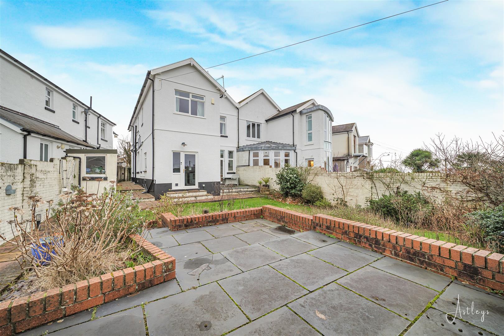 Eaton Crescent, Uplands, Swansea, photo 6