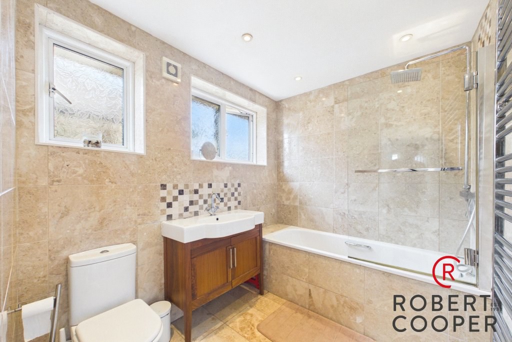 Greencroft Avenue, Ruislip, HA4, photo 8