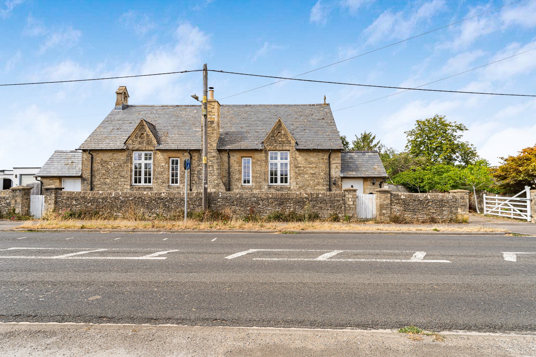 The Old School House, Main Road, Long Hanborough, photo 33