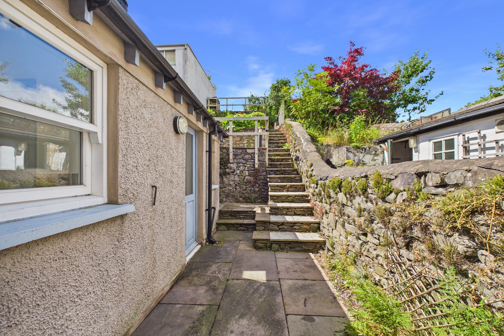 2 Mountain View, Kendal, Cumbria, LA9 4QT, photo 29