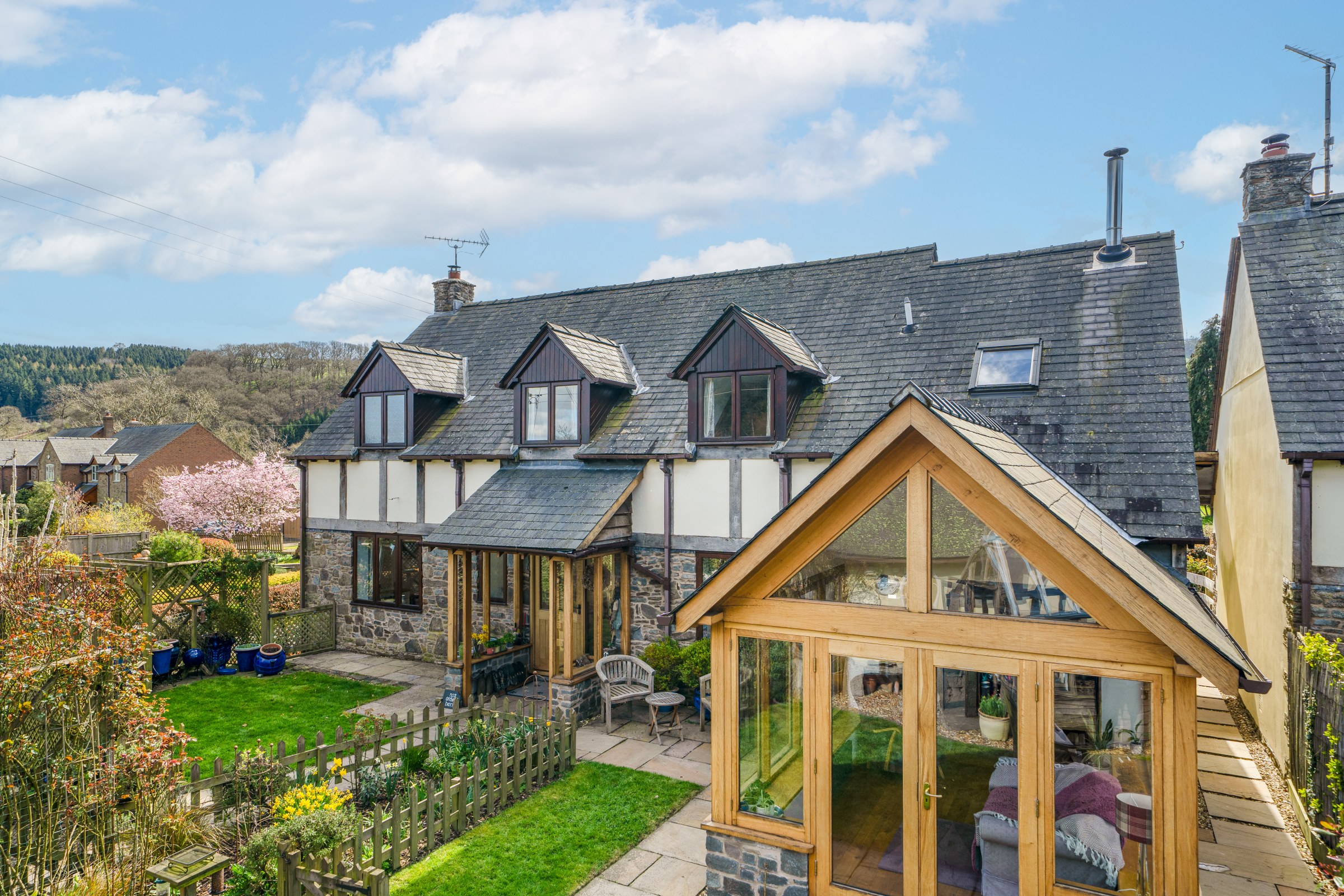 Newcastle, Craven Arms, SY7