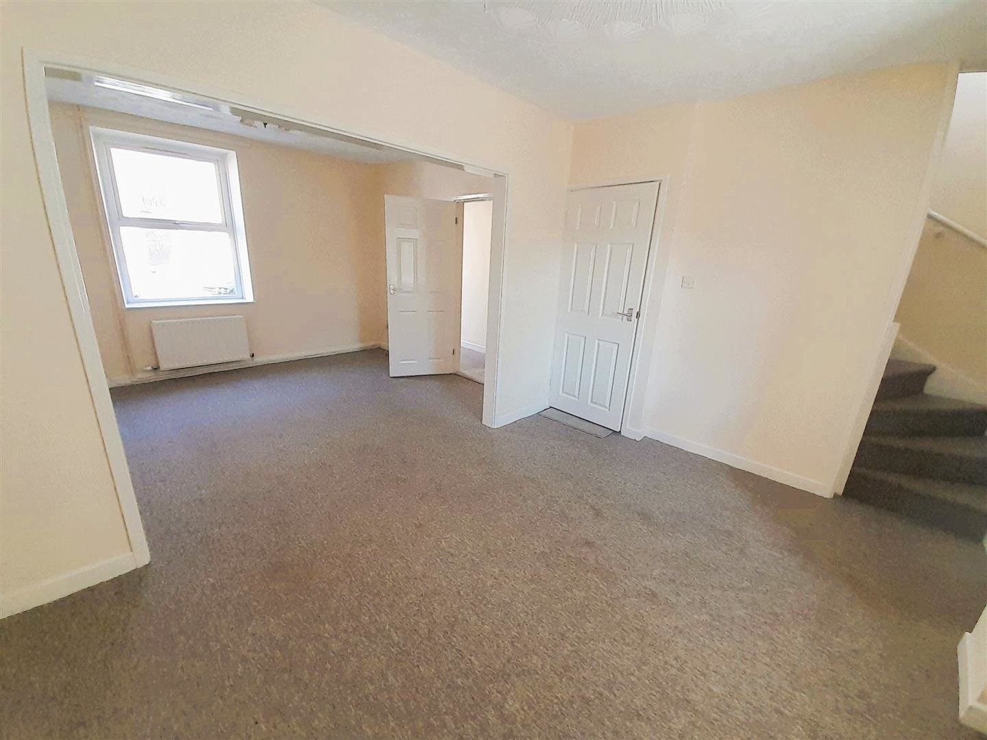 Prospect Place, Llanelli, photo 2