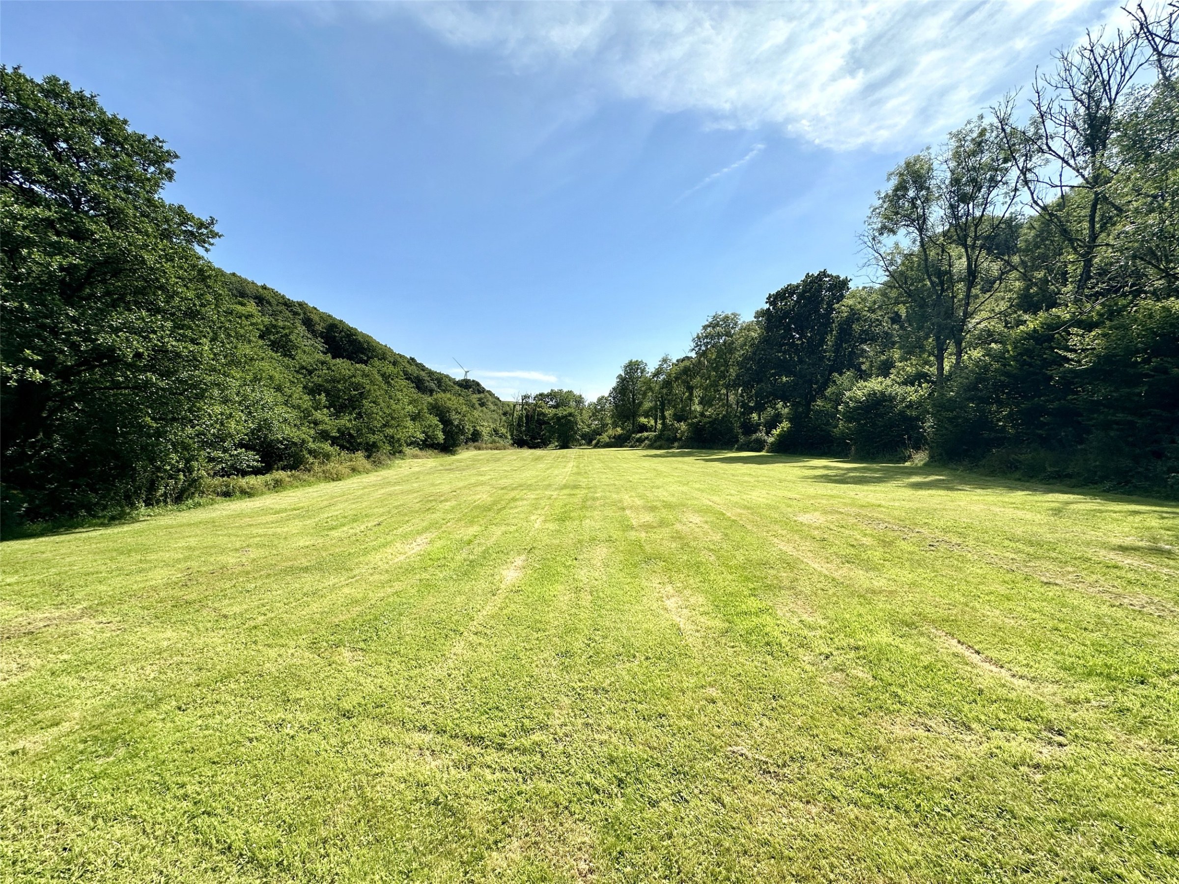 Seven Characterful Cottages & 4.5 Acres, West Down, Devon, EX34, photo 51