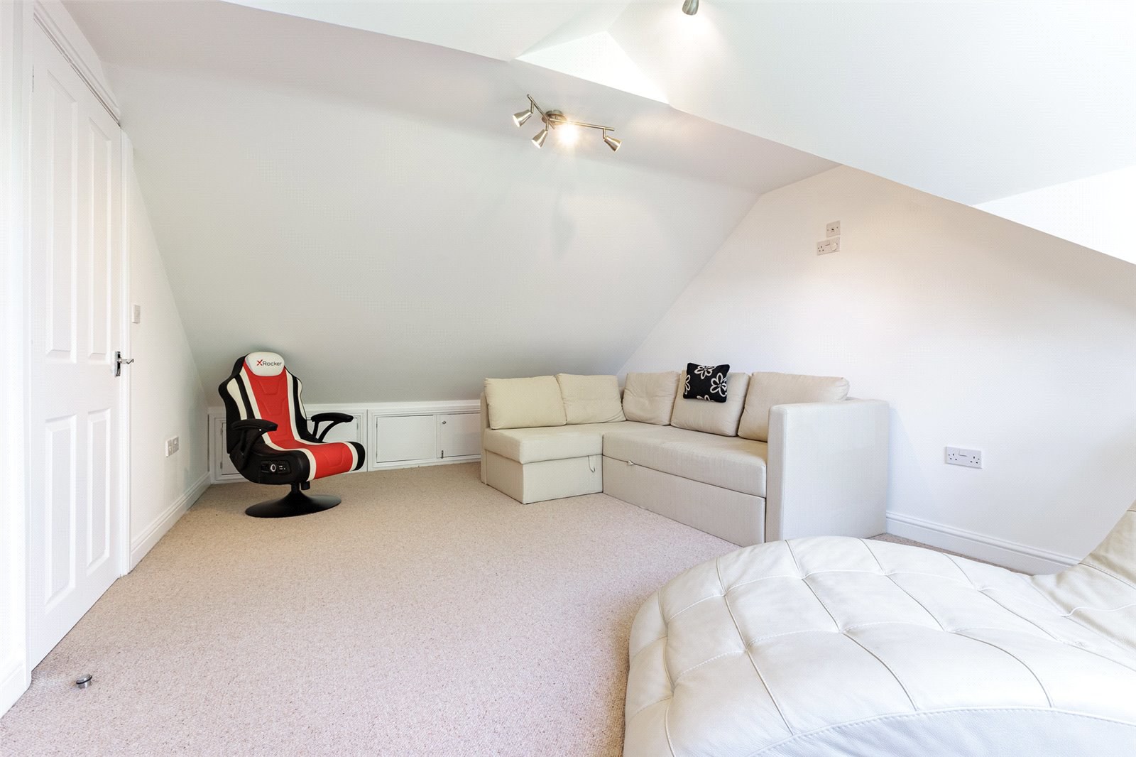 Allen Close, Old St Mellons, Cardiff, CF3, photo 24