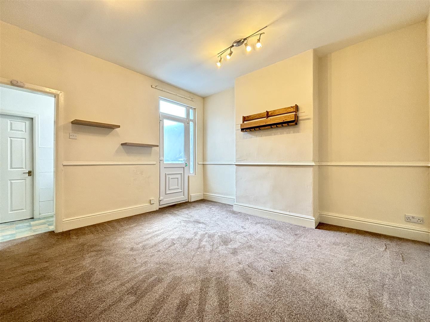 Chesterfield Road, Woodseats, Sheffield, photo 5
