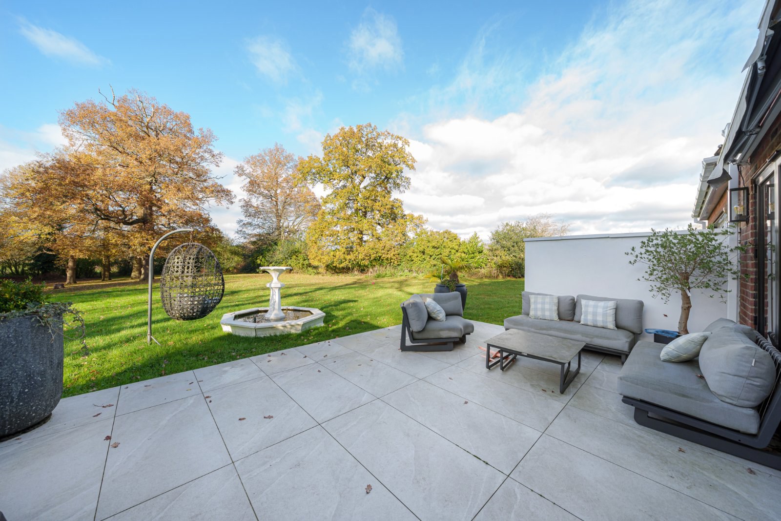 Laurel Court, Denham Road, Iver, Buckinghamshire, SL0, photo 6