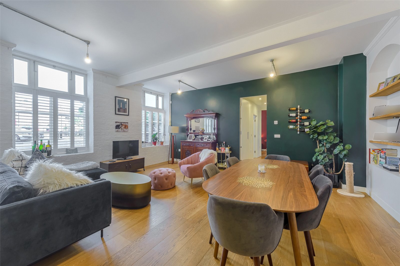 Dibdin Row, Waterloo, SE1