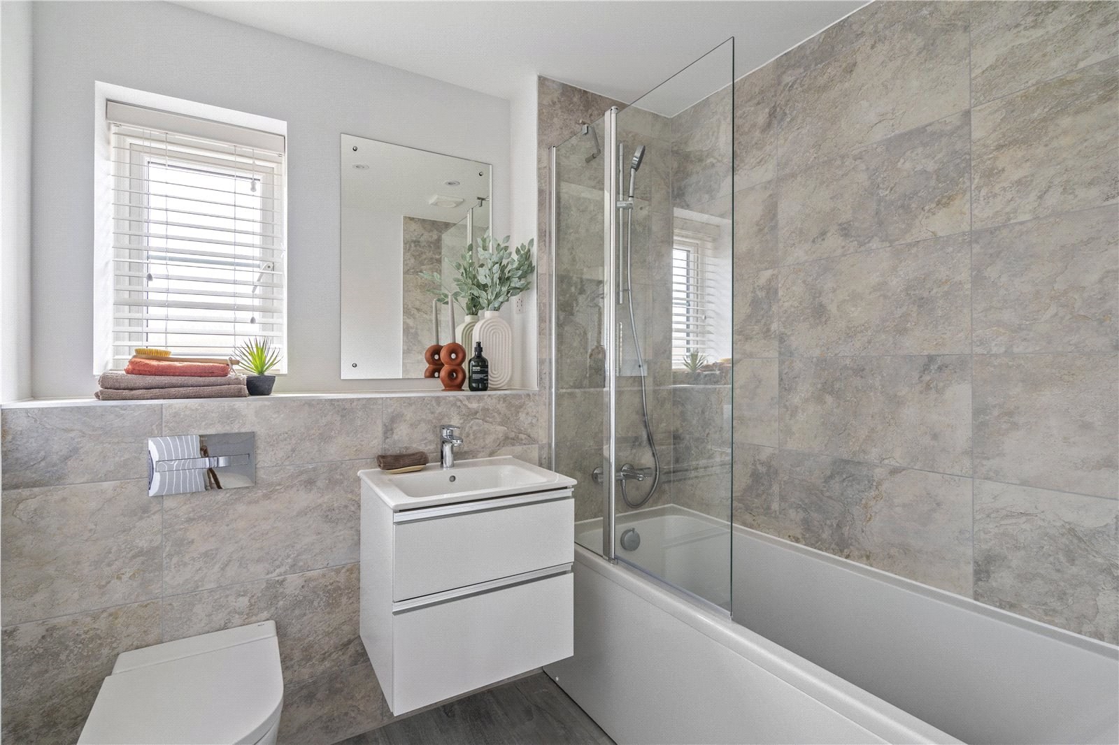Fuggle Hop Close, Tongham, Surrey, GU10, photo 10