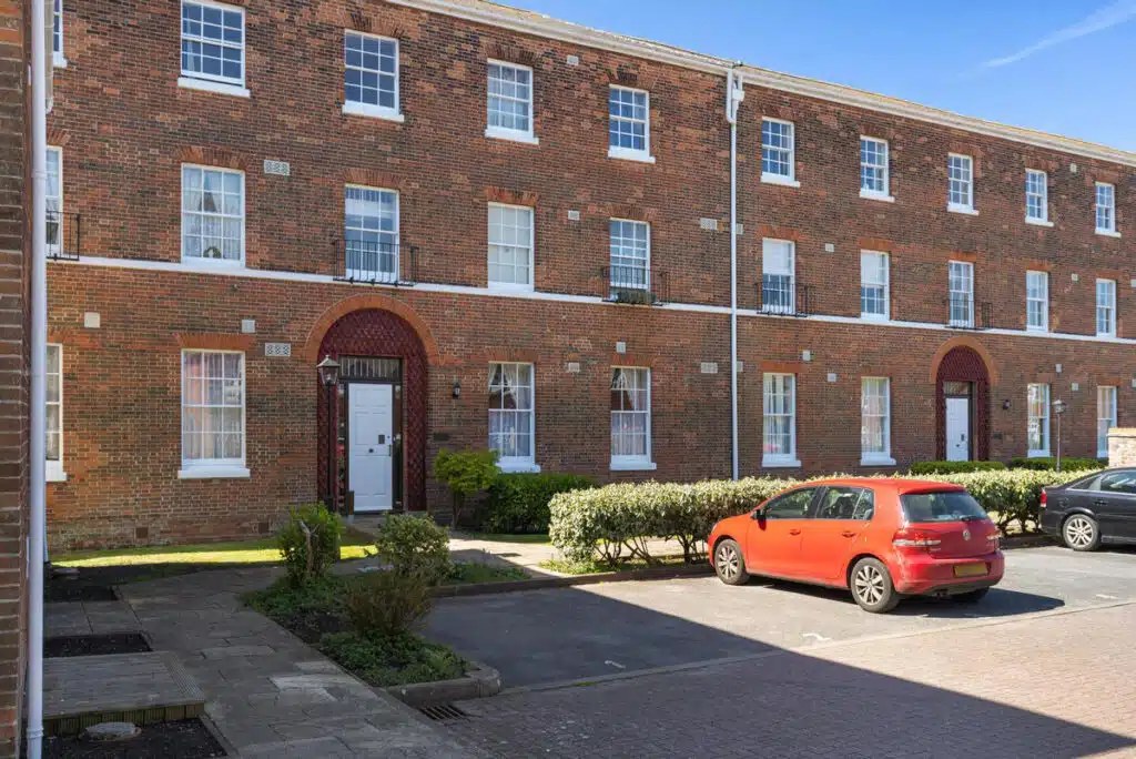 Wellington Court