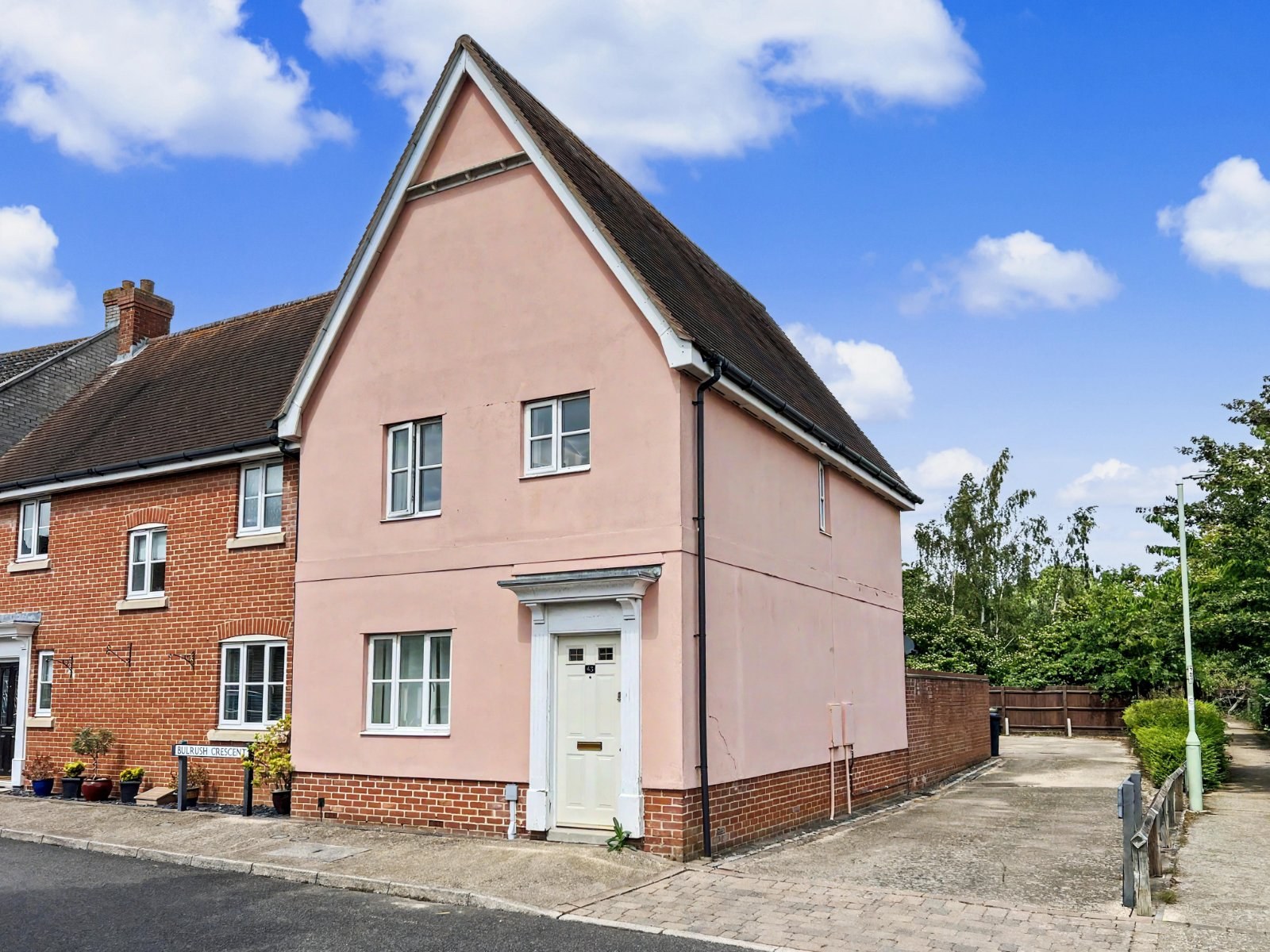Bulrush Crescent