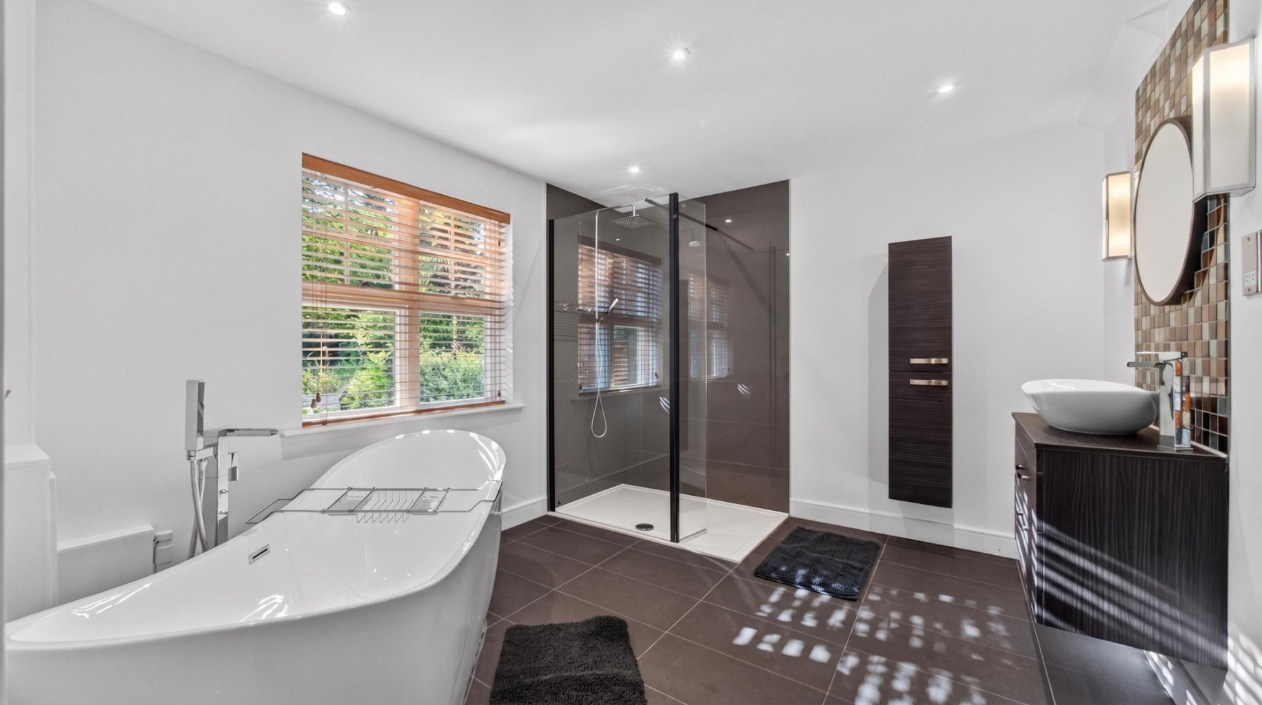 Farnham Road, Ewshot, Farnham, Hampshire, GU10 5AE, photo 35