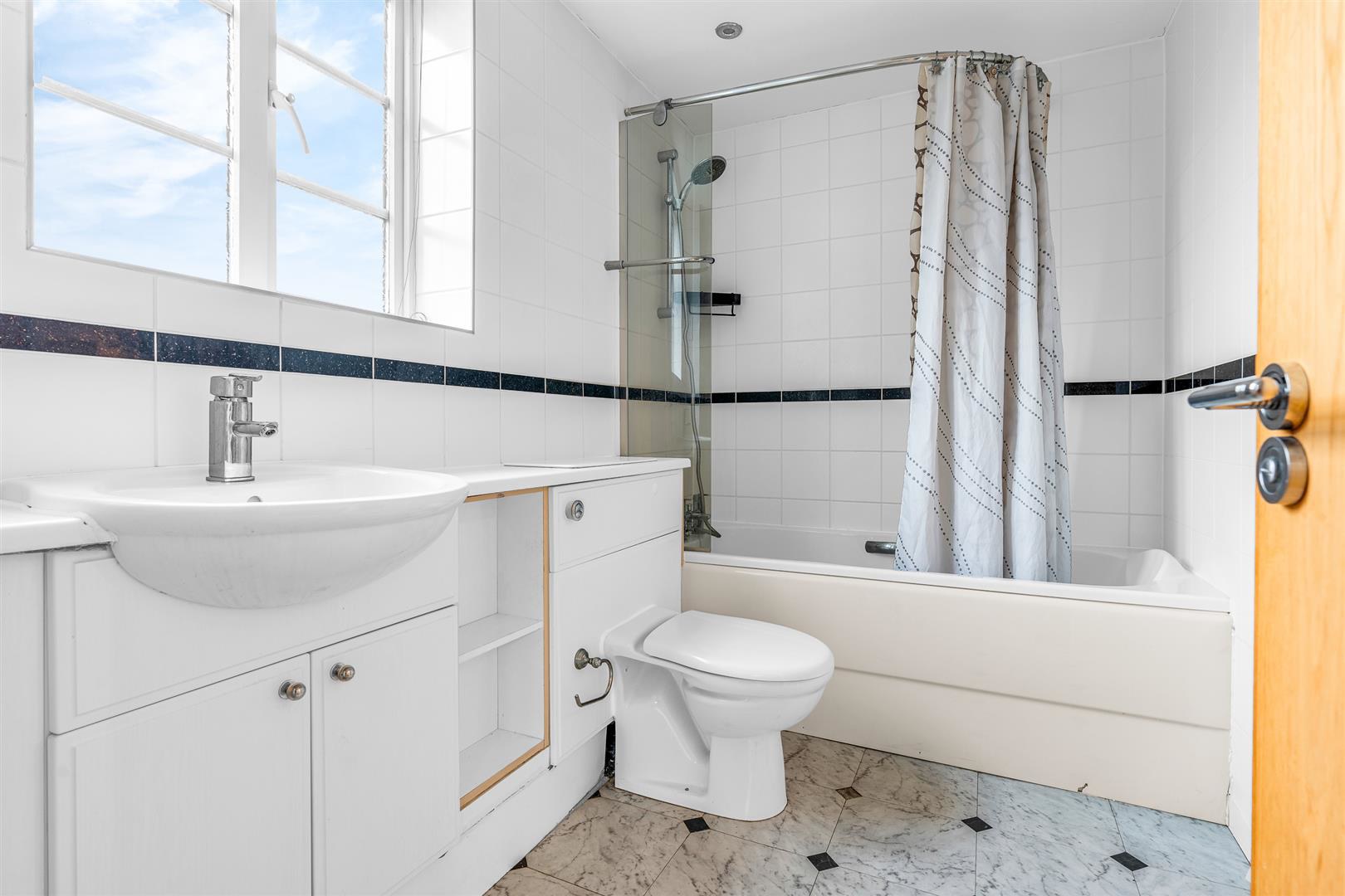 Newland Gardens, Hertford, photo 10