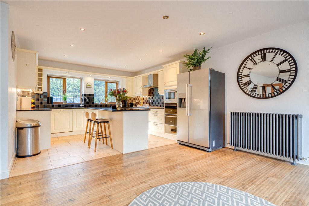 Hillings Lane, Hawksworth, Leeds, West Yorkshire, LS20, photo 11