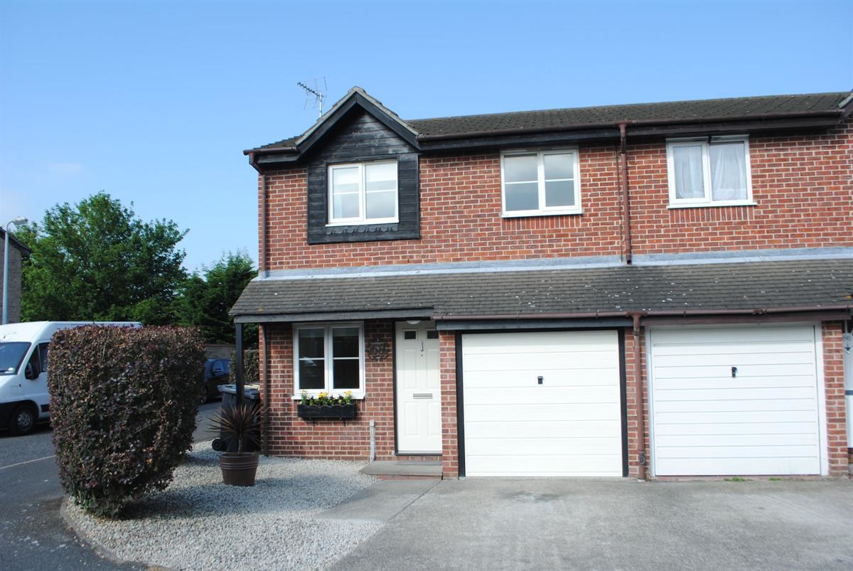 Lesney Gardens, Rochford
