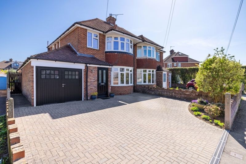 Croy Close