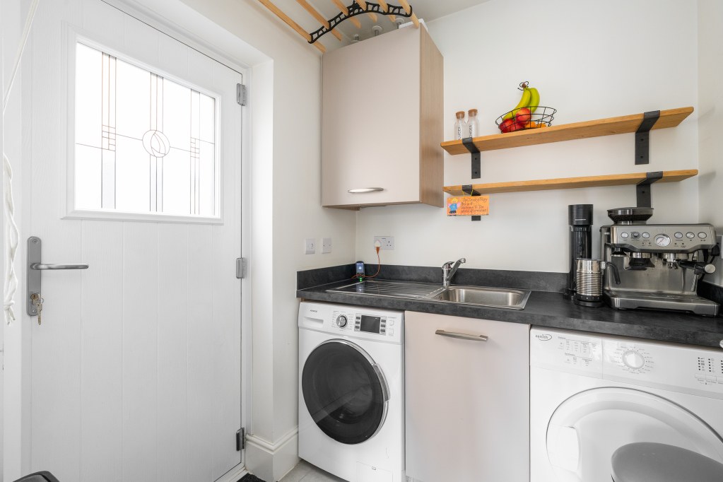 Hawthorne Road, Steeton, West Yorkshire, BD20, photo 5