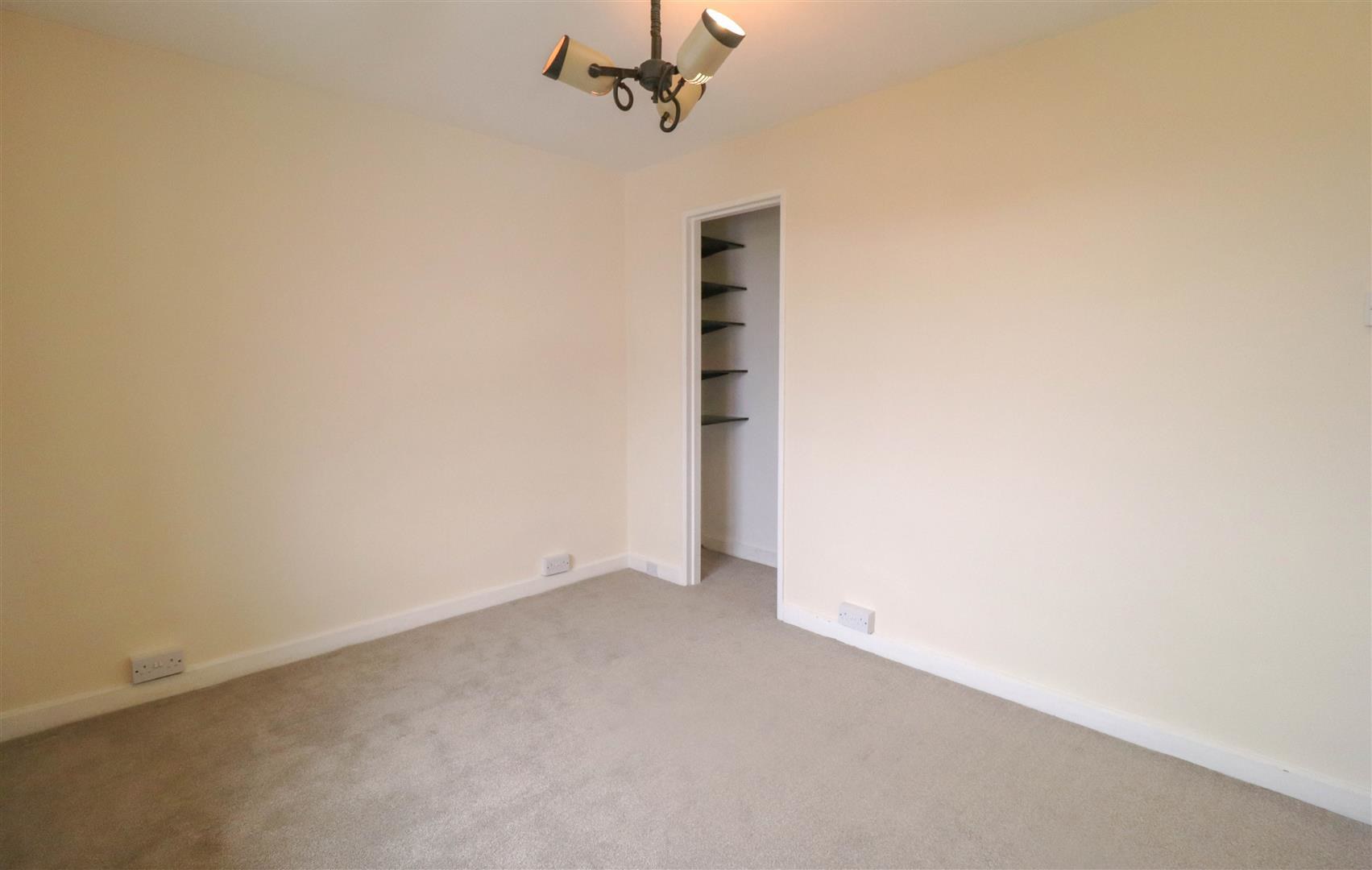 Rowley Drive, Newmarket, photo 13
