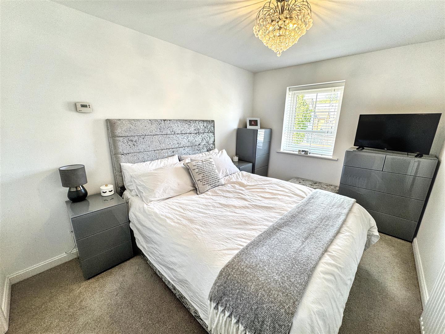 Castle Way, Rogerstone, Newport, photo 12