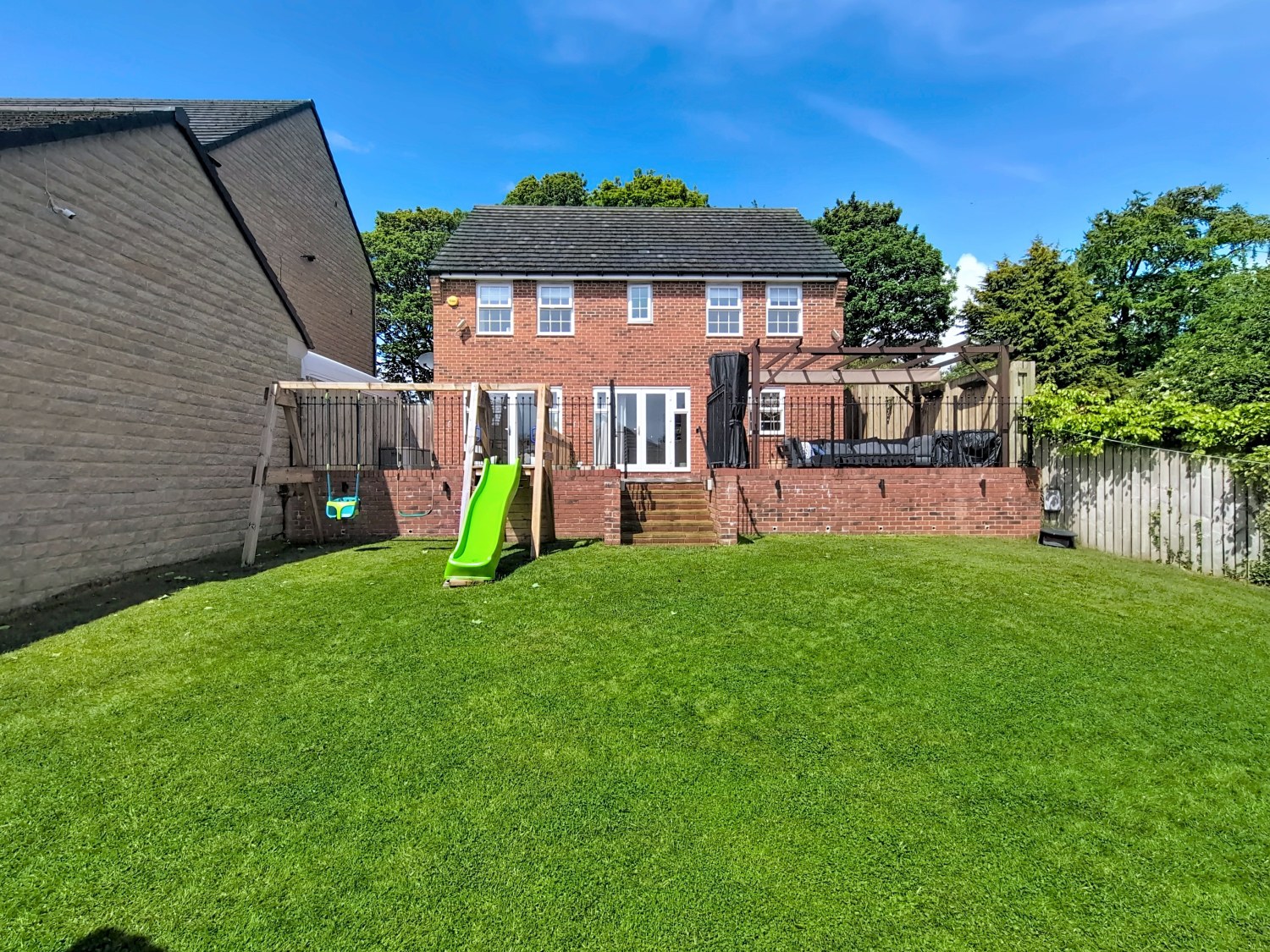 Lockgate Rise, Birkenshaw, Bradford, West Yorkshire, BD11, photo 28