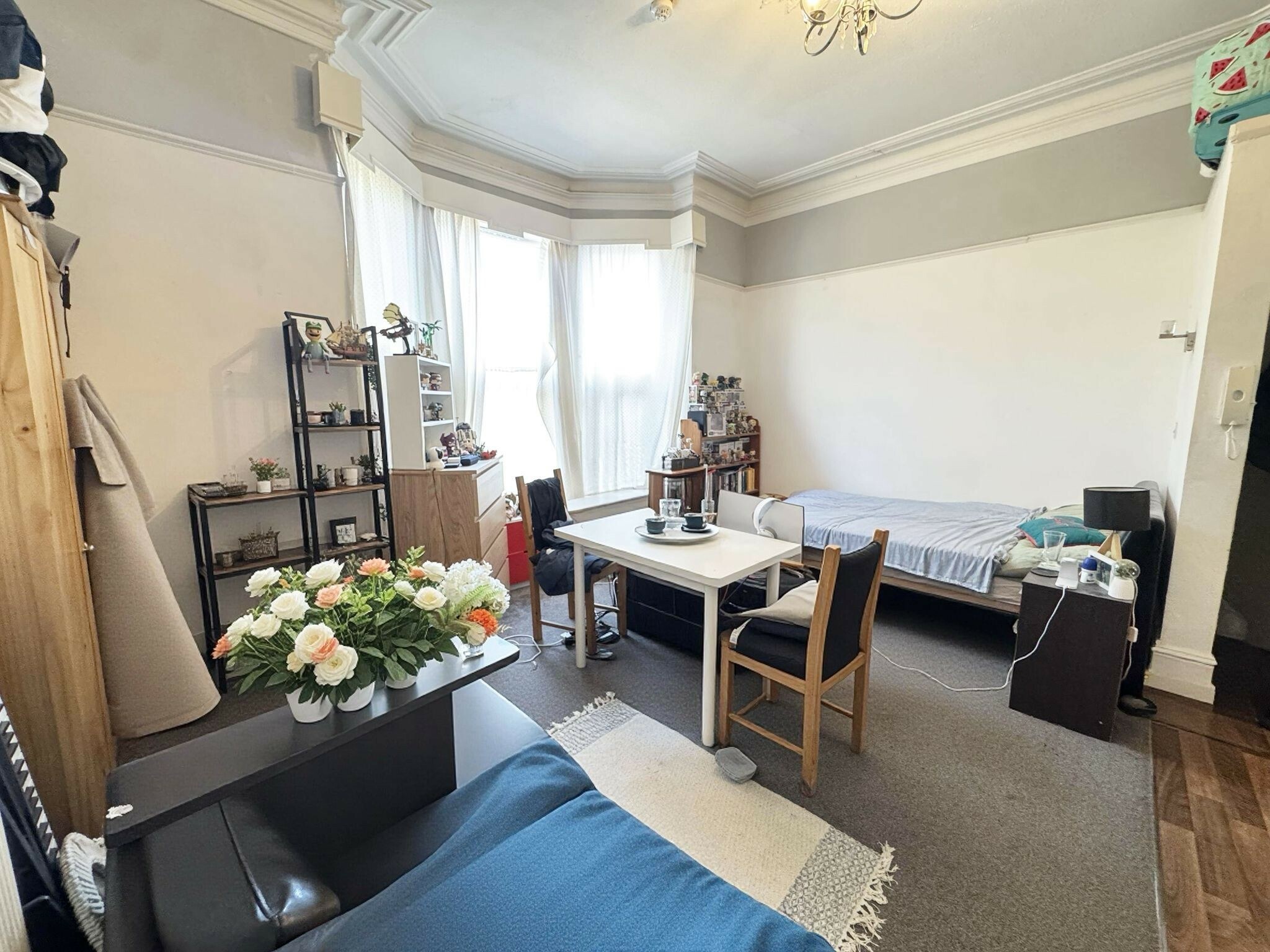 Hyde Park Road 5028